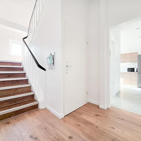 Raj Living - 6 - 15 Min Zur Messe Dus Apartment *