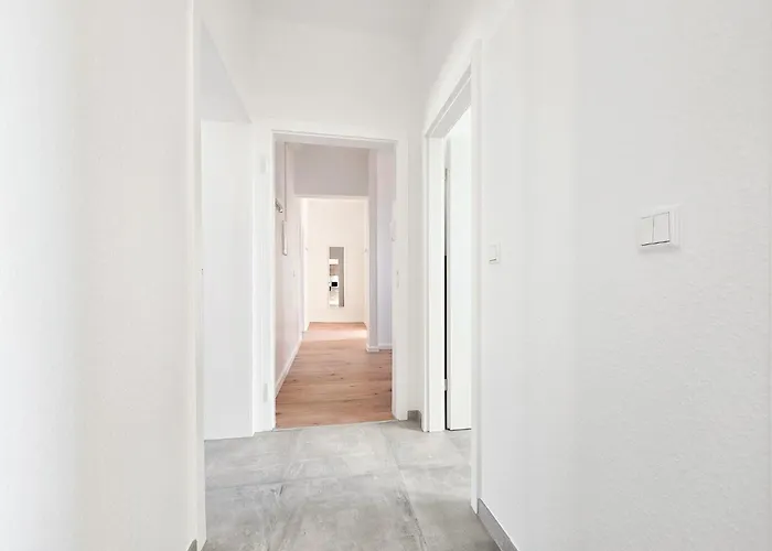 Tolstov - 6 - 15 Min Zur Messe Dus * Düsseldorf