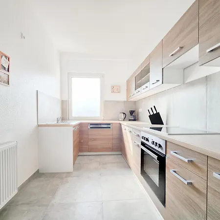 Apartment Tolstov - 6 - 15 Min Zur Messe Dus Düsseldorf