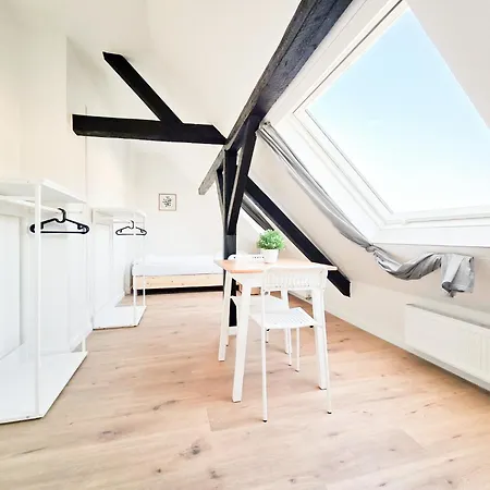 Apartment Tolstov - 6 - 15 Min Zur Messe Dus Düsseldorf