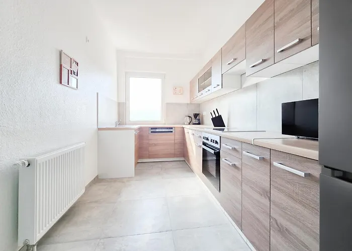 Tolstov - 6 - 15 Min Zur Messe Dus Appartamento