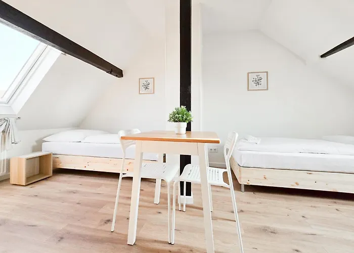 Tolstov - 6 - 15 Min Zur Messe Dus * Düsseldorf