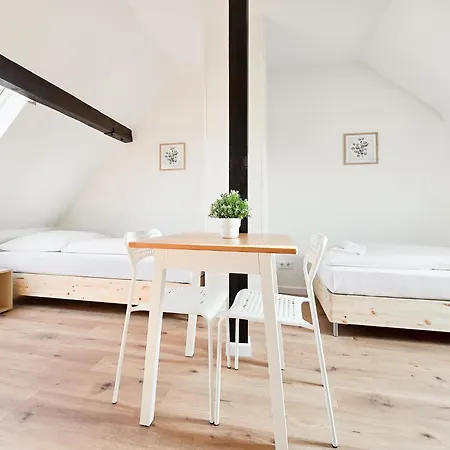 Tolstov - 6 - 15 Min Zur Messe Dus * Dusseldorf